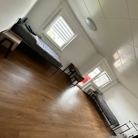 Monteurhaus Business-house Mit 7 Schlafzimmern Oedheim