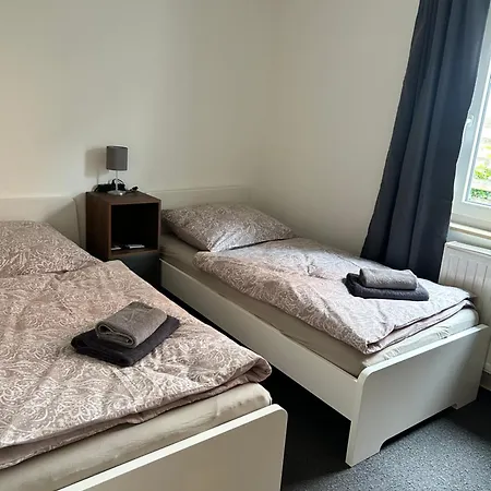 Monteurhaus Business-house Mit 7 Schlafzimmern Dom wakacyjny